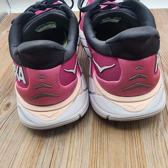 Hoka One One ARAHI 6 Women's Pink /Black Sneakers Size 8B - Picture 7 of 13